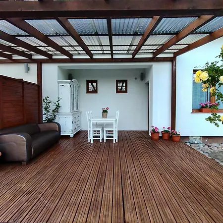 Ala Апартаменты *